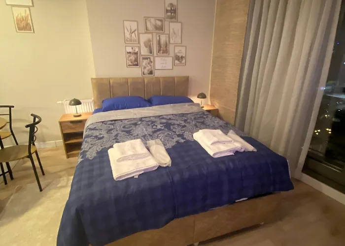 Cosy Awesome Furnished Apartment